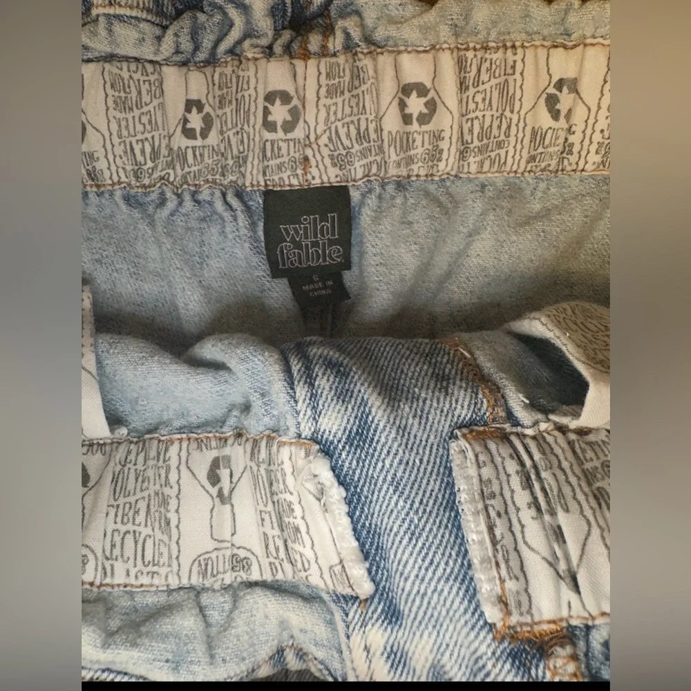 Wild Fable Light Wash Paperbag Denim Shorts - Picture 6 of 6